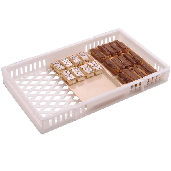 RB318504 Stacking Confectionery Trays Solid 32 Litre (762 x 457 x 123mm