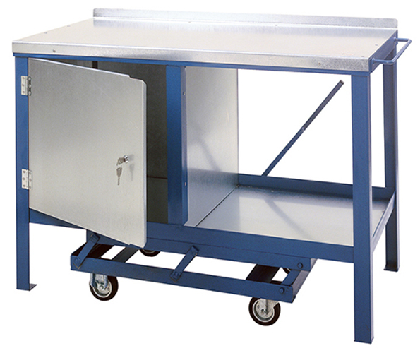 Mobile_Workbenches_with_Wheels