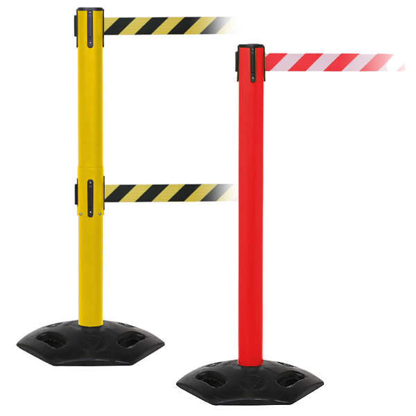 weatherproof_barriers_with_chevron_belt_group